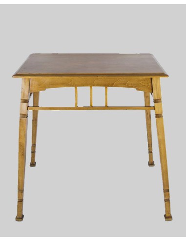 Table d'appoint rectangulaire Art Nouveau en bois fruitier, vernie, pieds décorés de fraisages décoratifs et des barreaux