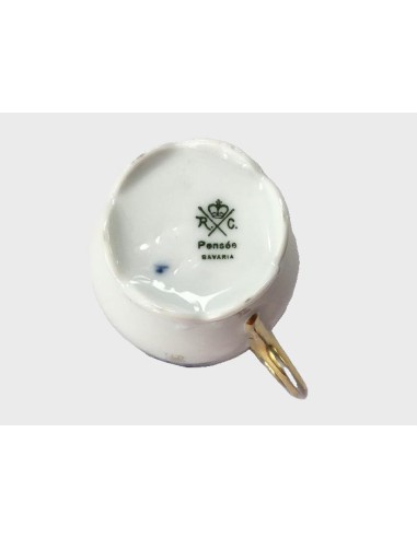 Marque verte sur la tasse "pensée": couronne, l'inscription « Rosenthal Bavaria » et initiales R. et C. (Rosenthal – Kronach)