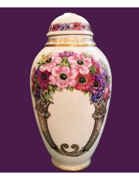 Deckelvase mit Anemonen Malerei auf beigem Grund, Lorenz Hutschenreuther Porzellan, Abteilung für Kunst, 1920er Jahre