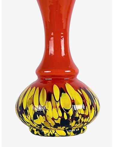 Tango Glas Vasen-Paar aus farbloses Glas mit orange-rotem Überfang und gelben sowie schwarz-violetten Aufschmelzungen.