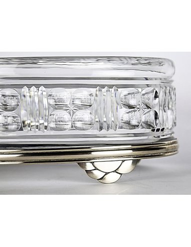 Detail of the feet of the silver base of the Art Deco Jardinière made of crystal by Val-Saint-Lambert