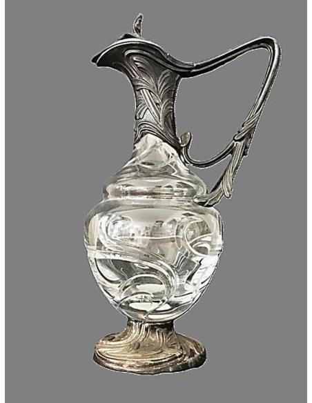 Art Nouveau-style lead crystal carafe by Topázio Casquinha with handle and hinged lid