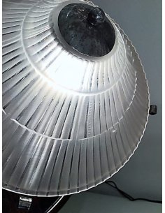 Art Deco table lamp by Pierre d'Avesn with glass shade in the shape of a Chinese hat on a silver bronze base 2
