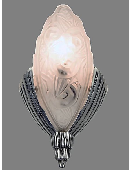 Art Deco wall light with a silver bronze horn-shaped socket and a frosted glass shade florally stylized, illuminated