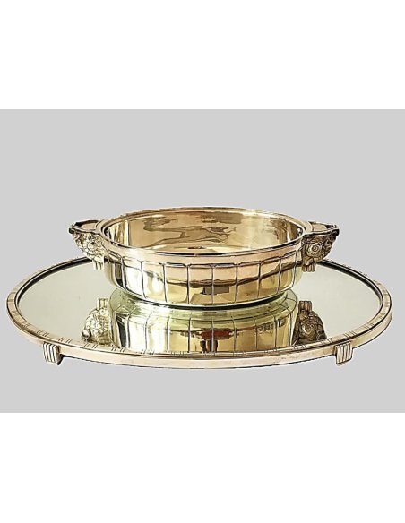 3-piece silver-plated Art Deco jardinière by Saglier Frères with insert and on a mirror tray, Paris 1925