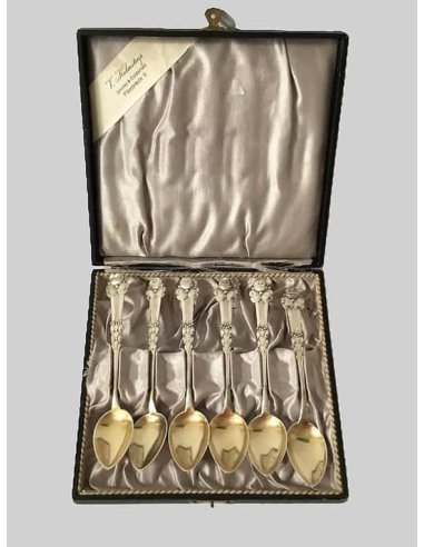 Sechs Silberne Jugendstil Mokkalöffel im Etui von V. Holmstrup (Juwelier und Goldschmied), Kopenhagen.